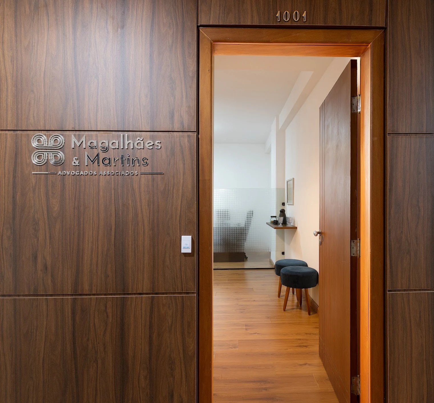 Entrada do escritório Magalhães & Martins, em Vitória.